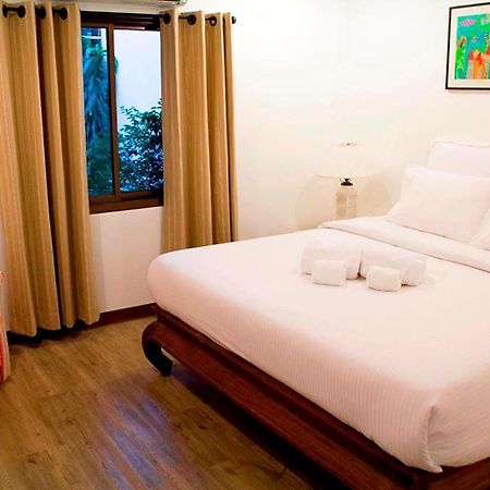 Justbeds Hotell Bangkok Exteriör bild