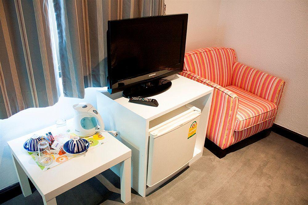 Justbeds Hotell Bangkok Exteriör bild