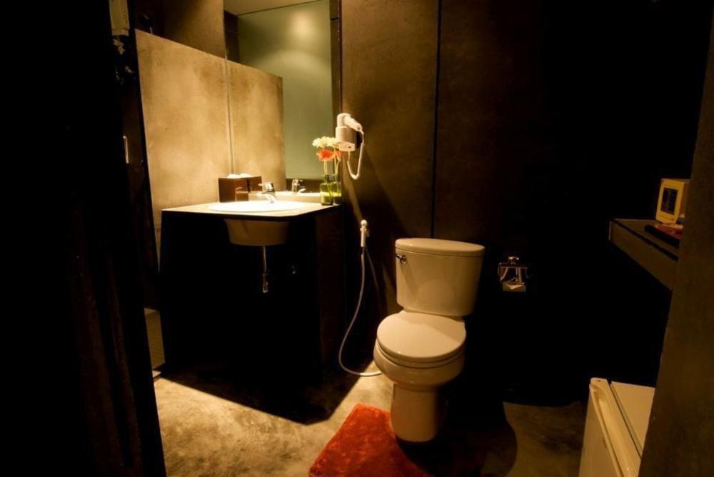 Justbeds Hotell Bangkok Exteriör bild