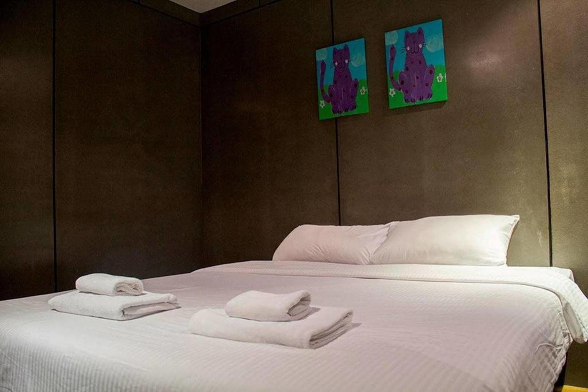 Justbeds Hotell Bangkok Exteriör bild