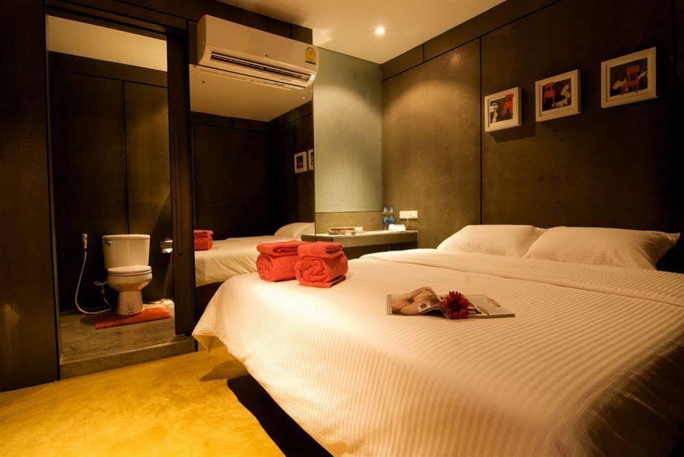 Justbeds Hotell Bangkok Exteriör bild